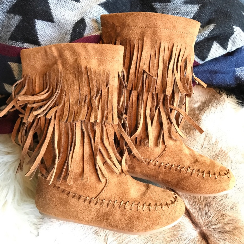 RAMPAGE Girls faux-sued fringe boots Size 1